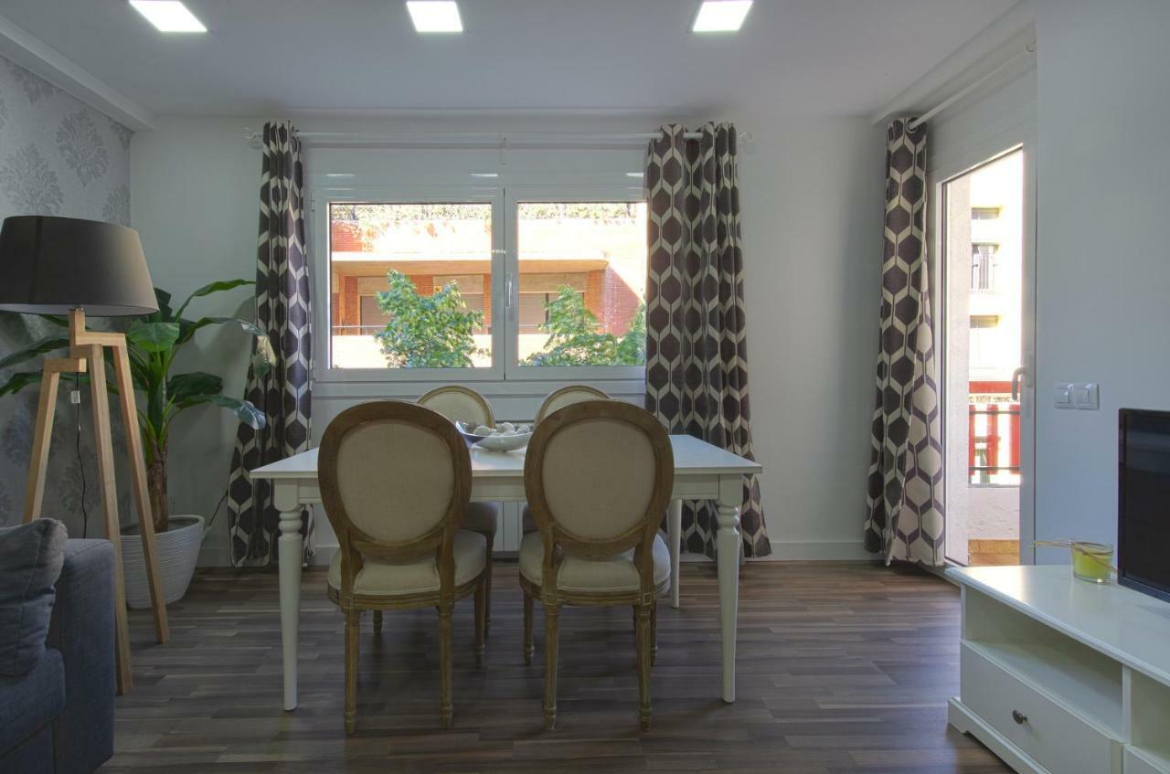 Apartment Ronda Sant Antoni Girona Luaran gambar