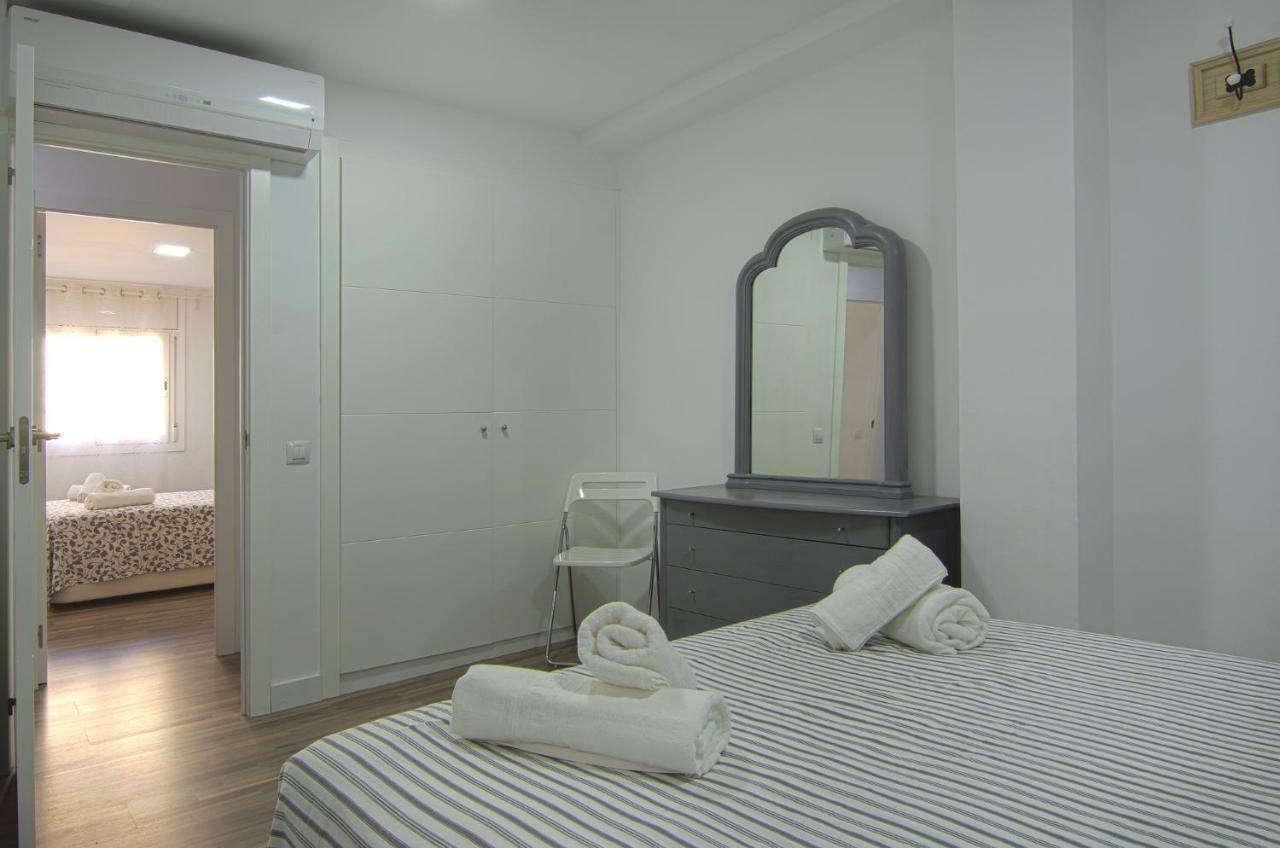 Apartment Ronda Sant Antoni Girona Luaran gambar